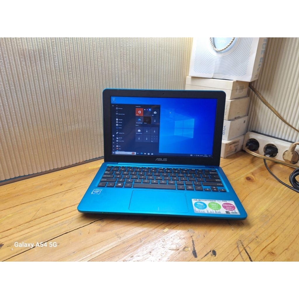 Notebook Asus E202 Intel Celeron N3060 2/500 Normal