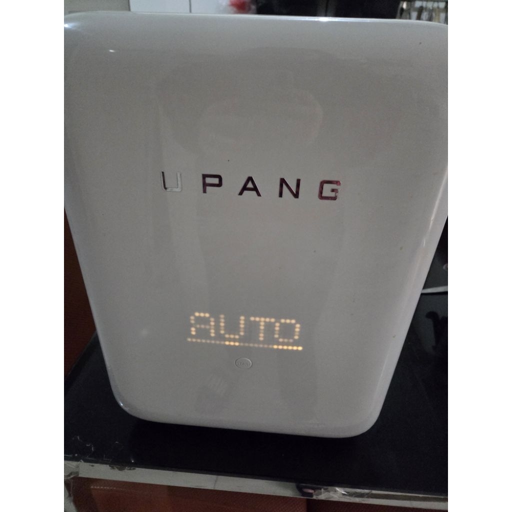 Upang Plus+ 9th Gen LED UVC Sterilizer Waterless (preloved)