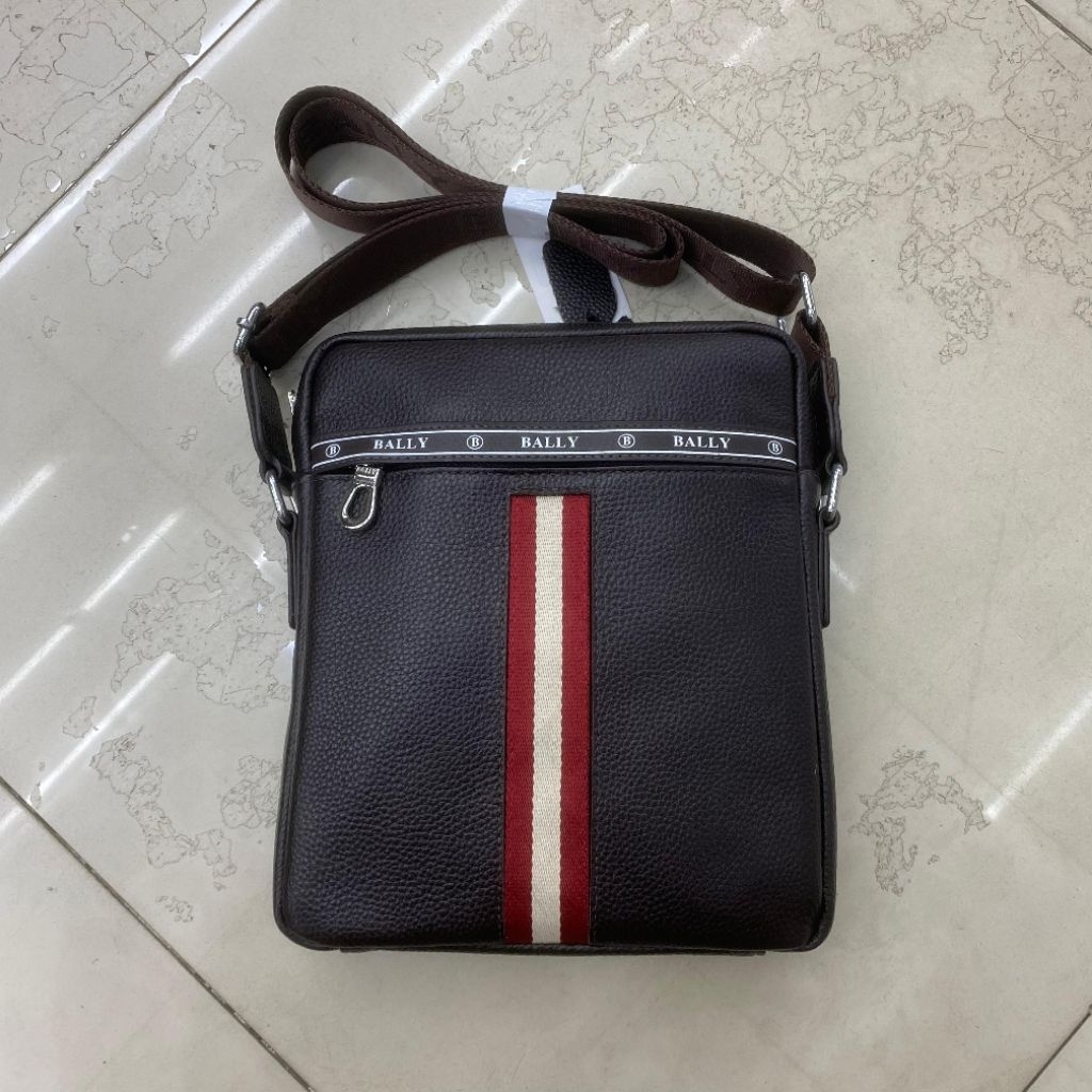 TAS PRIA BALLY BAHAN KULIT IMPORT - SLING BAG PREMIUM GARIS MERAH PUTIH