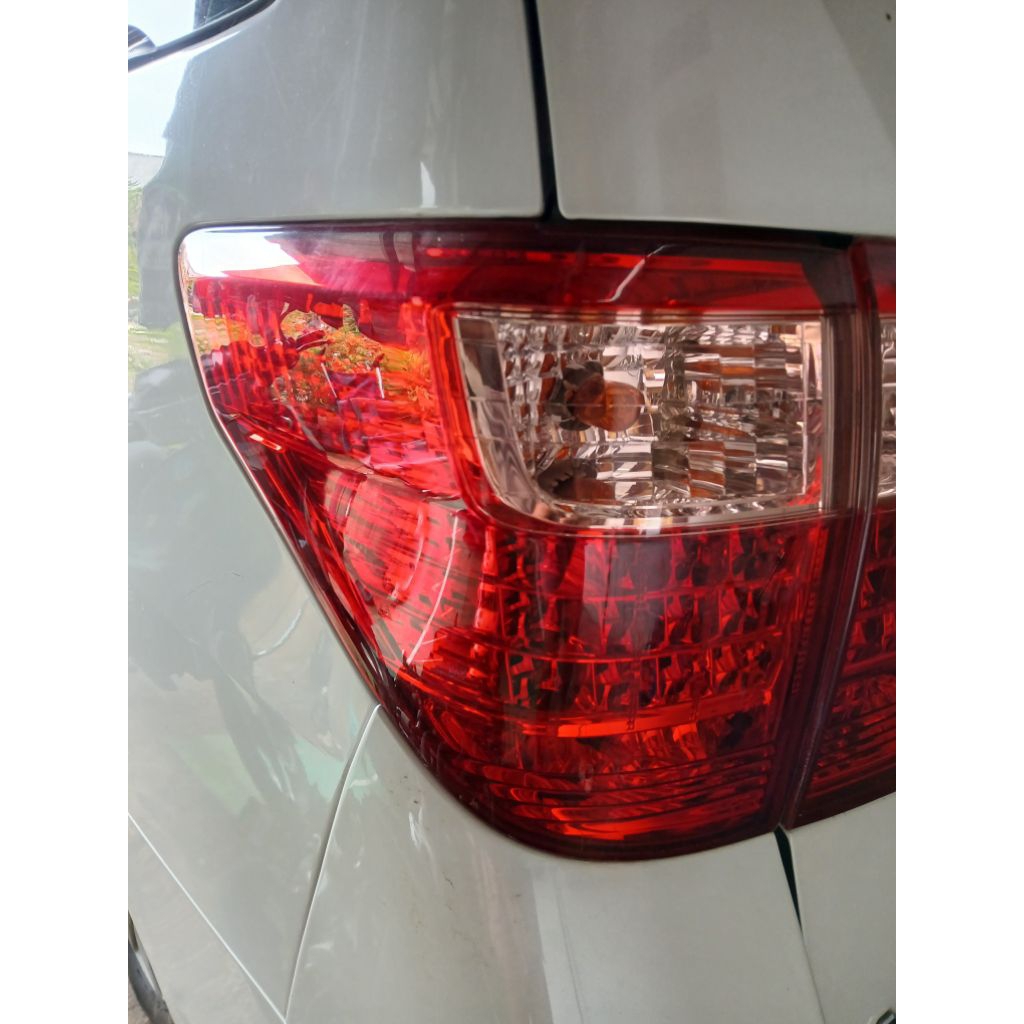 stoplamp toyota alphard anh20