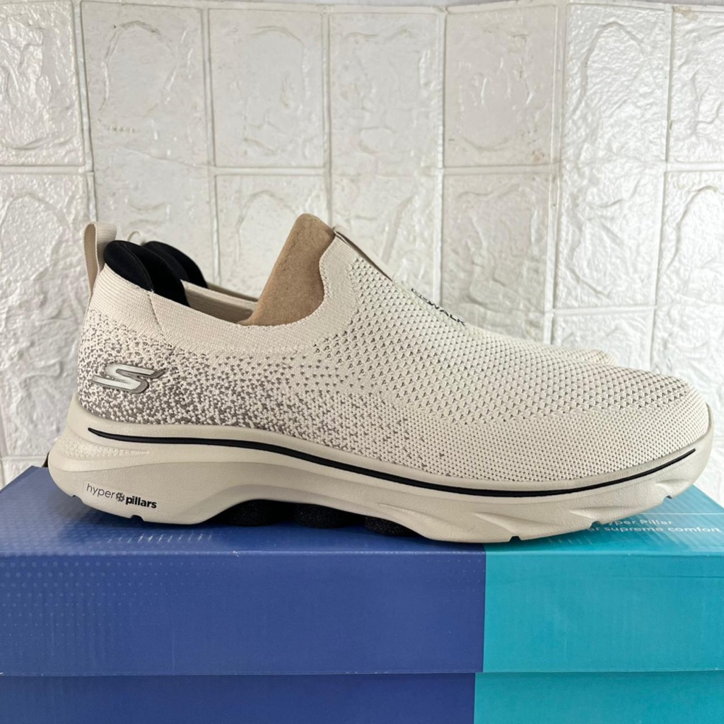 2 VARIASI WARNA SEPATU SKECHERS PRIA SKECHERS GO WALK 7 216633 TAUPE & WHITE SPORTY SLIPON CASUAL NY
