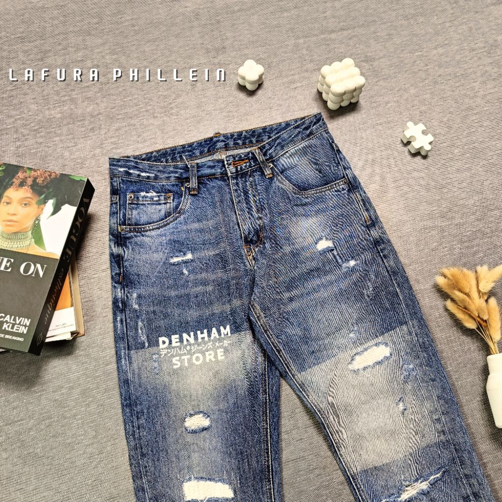 LAFURA PHILLEIN | Celana Jeans Wanita High waist DENHAM STORE Gaya BASIC