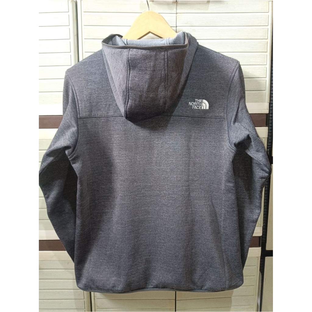 Hoodie Zipper dari TNF