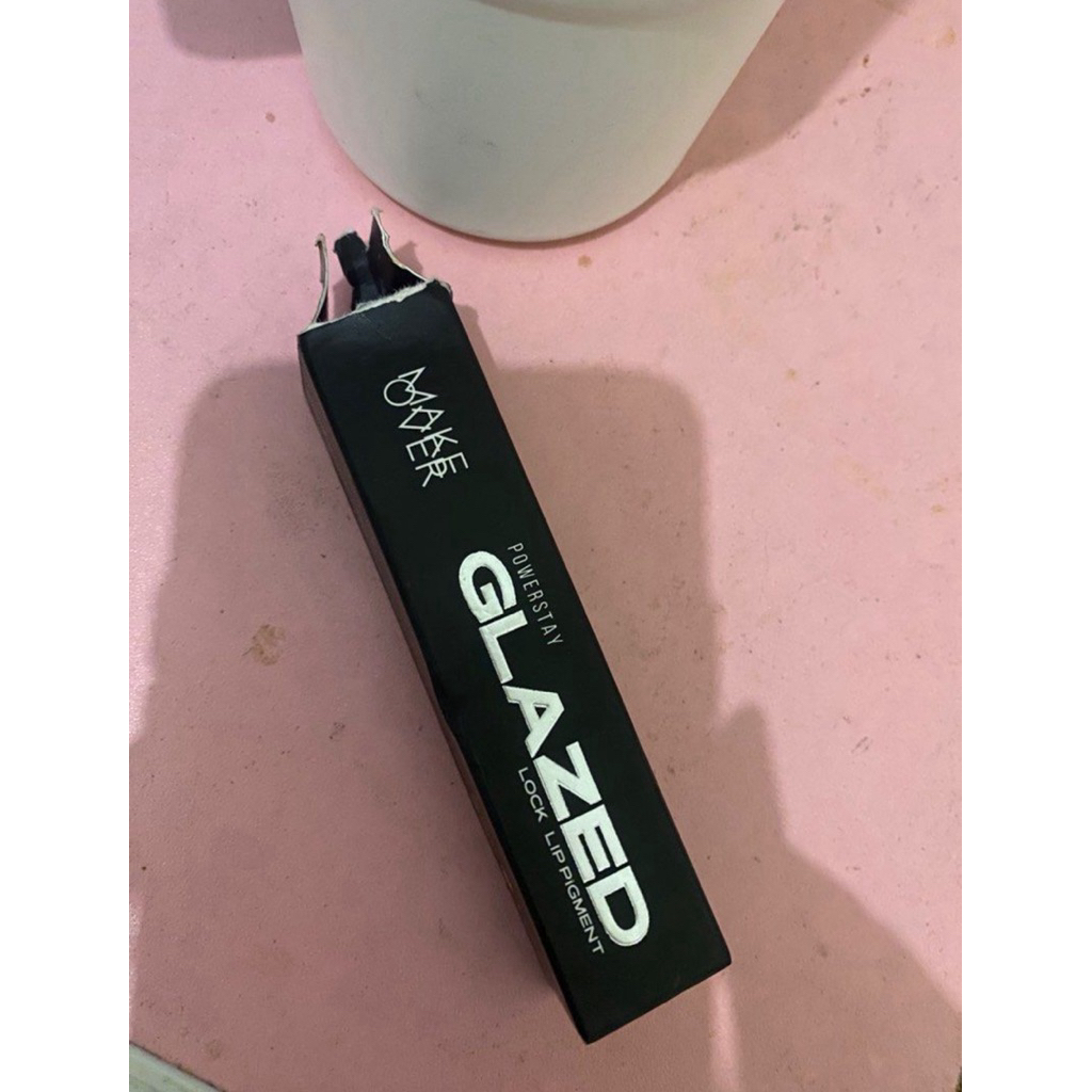 makeover lip glazed d22 lowkey