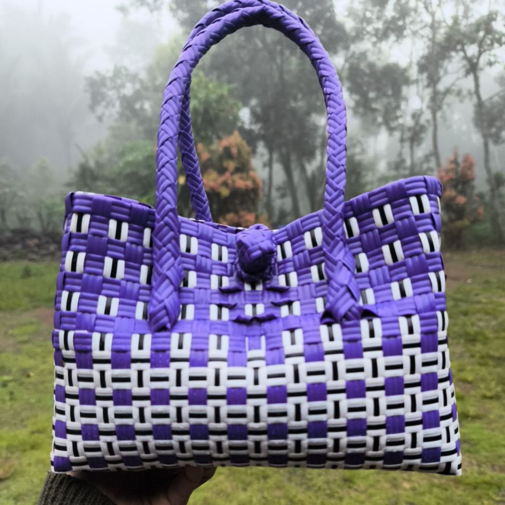 BAKUL TAS PONOROGO. Tas Jali Anyaman MINI. Isi 100 PCS, Desain Menarik, Banyak pilihan motif