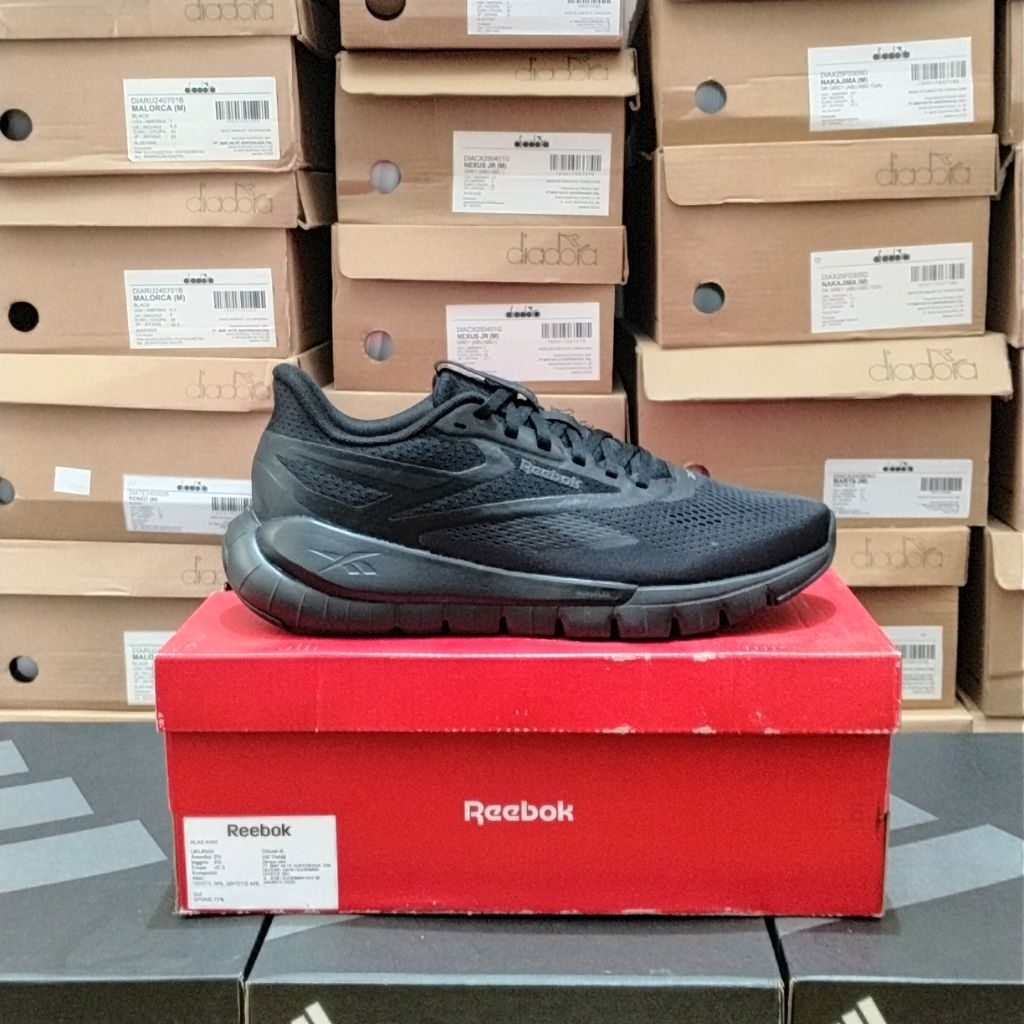Sepatu Reebok Flex Trainer - Full Hitam (Original)