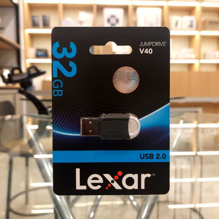 Flashdisk LEXAR 32GB Usb 2.0 / LEXAR 32GB Usb 2.0