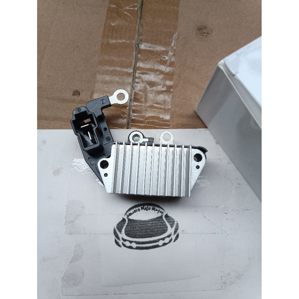 IC regulator alternator dinamo jalan pengisian mobil daihatsu zebra S89 S88 carry 1.0 ST100 extra ka