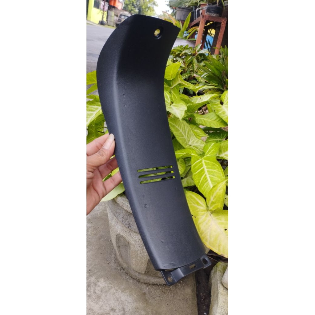 Leksil Legshiled Tengah Honda Karisma 125 Karisma D Karisma X 125 Original