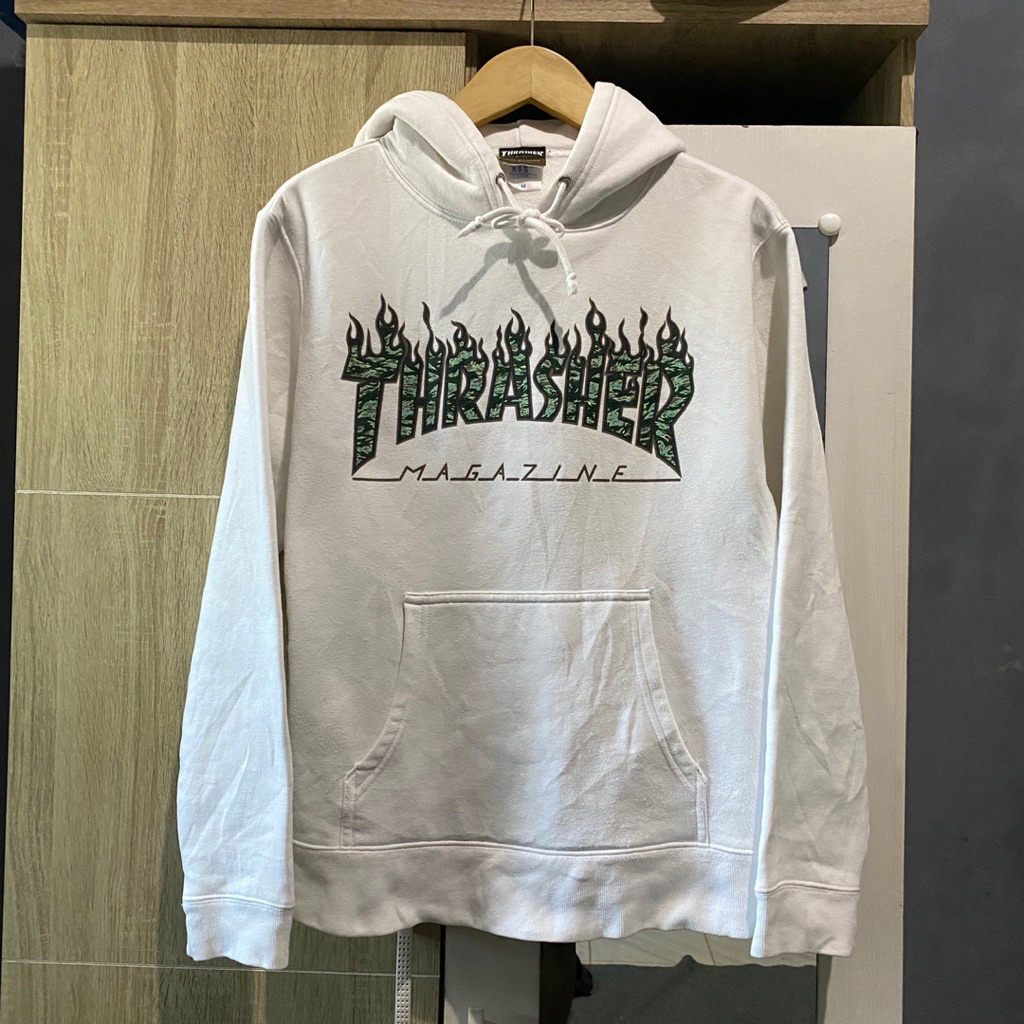 Sweatshirt Hoodie by Thrasher Tiger Flame Camo Pullover Hoodie White