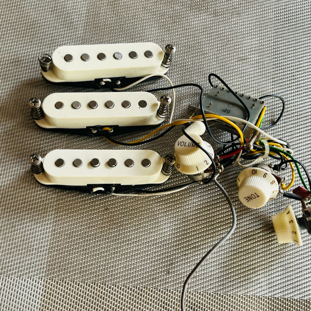 pickup set SSS+wiring gitar FENDER original