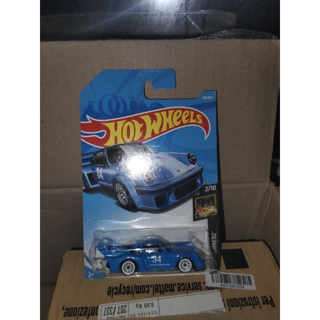 Hotwheels Porsche 934.5