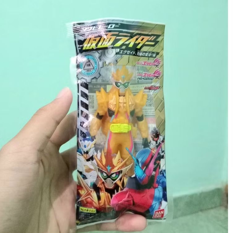 Kamen Rider Ex-Aid Muteki Gamer Rider
Hero Series Sofubi