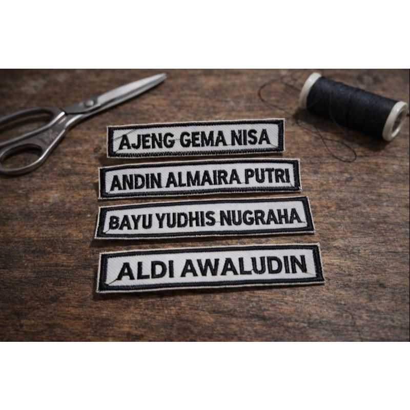 Papan nama bordir custom/ name tag/ nama untuk baju sekolah, pesantren
