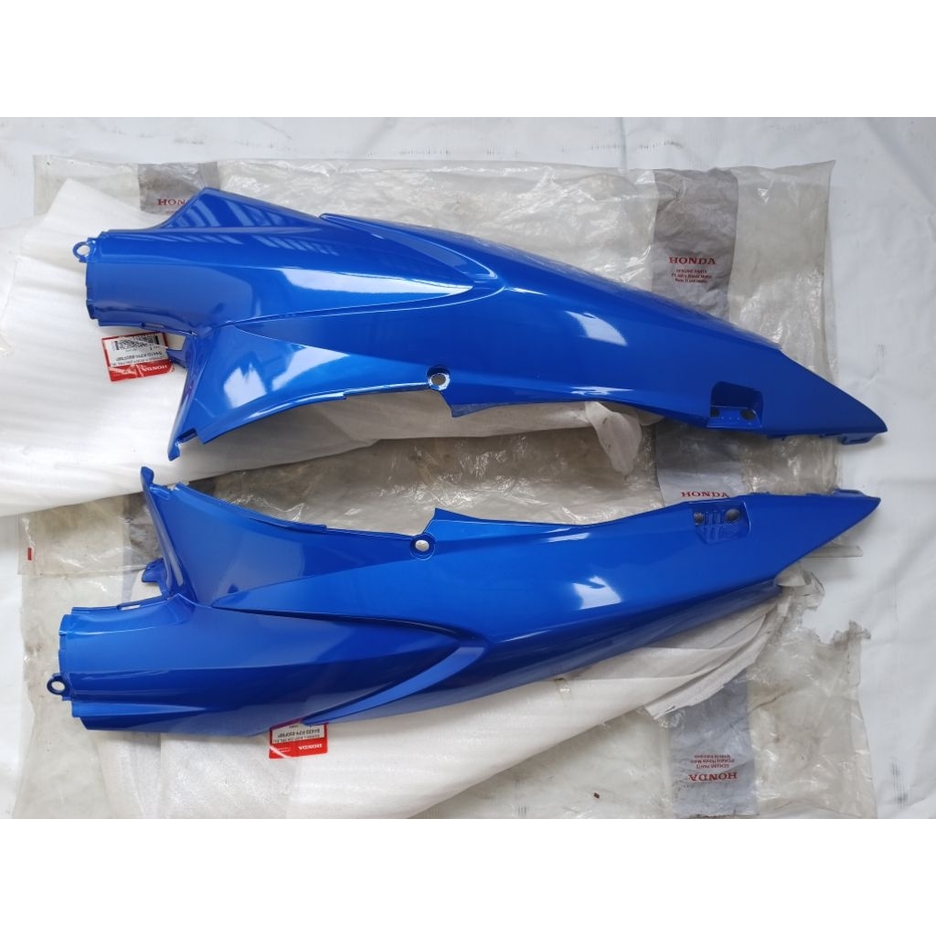 Cover Body Honda KARISMA D 125 Biru Original Baru AHM