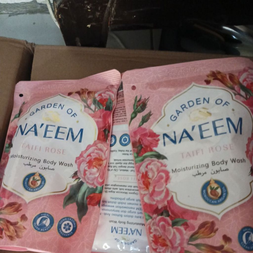 Naeem sabun wangi 400 ml