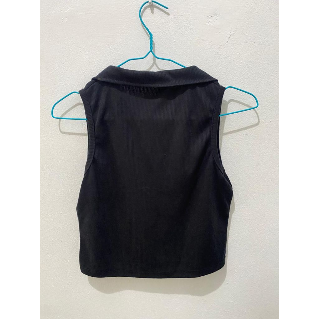 Trifting Baju Croptop Black