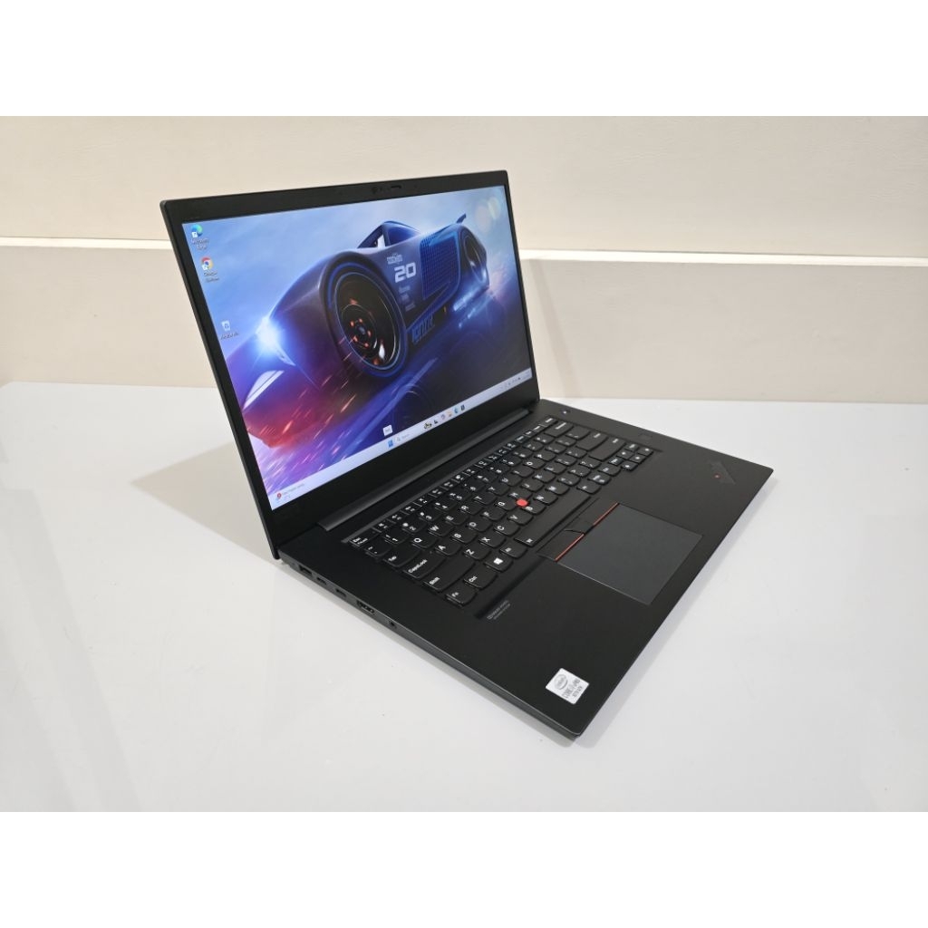 ThinkPad X1 Extreme Gen 3 Core i7 10850H VGA Nvidia GTX 1650 Ti with Max-Q Design 15-Inch FHD