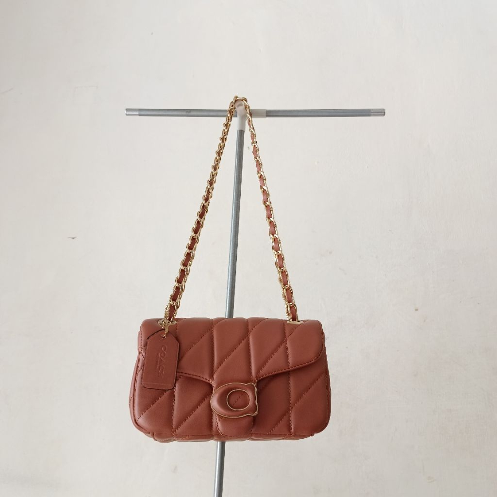 Tas Preloved Coach tabby quilted