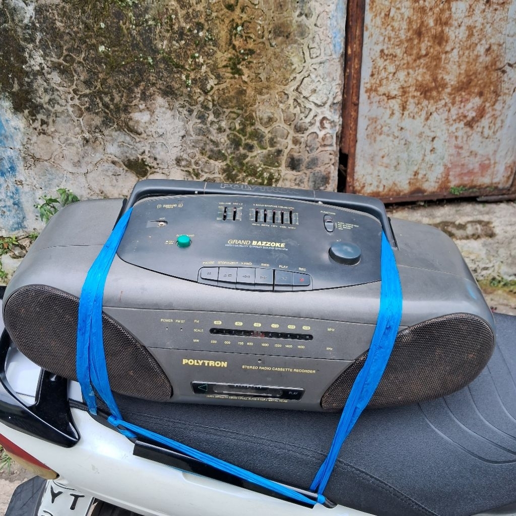 radio polytron grand bazzoke jadul