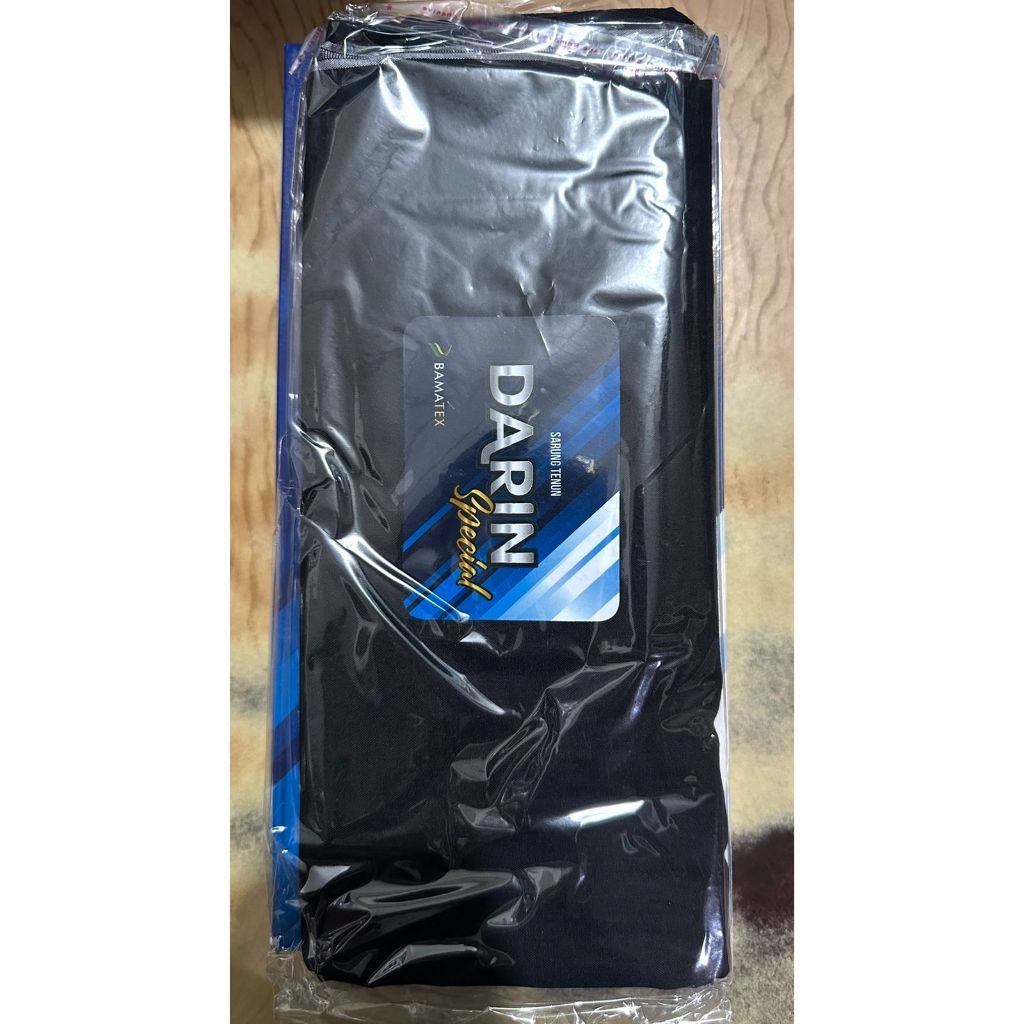Sarung Darin Special Lembut - Polos - Hitam