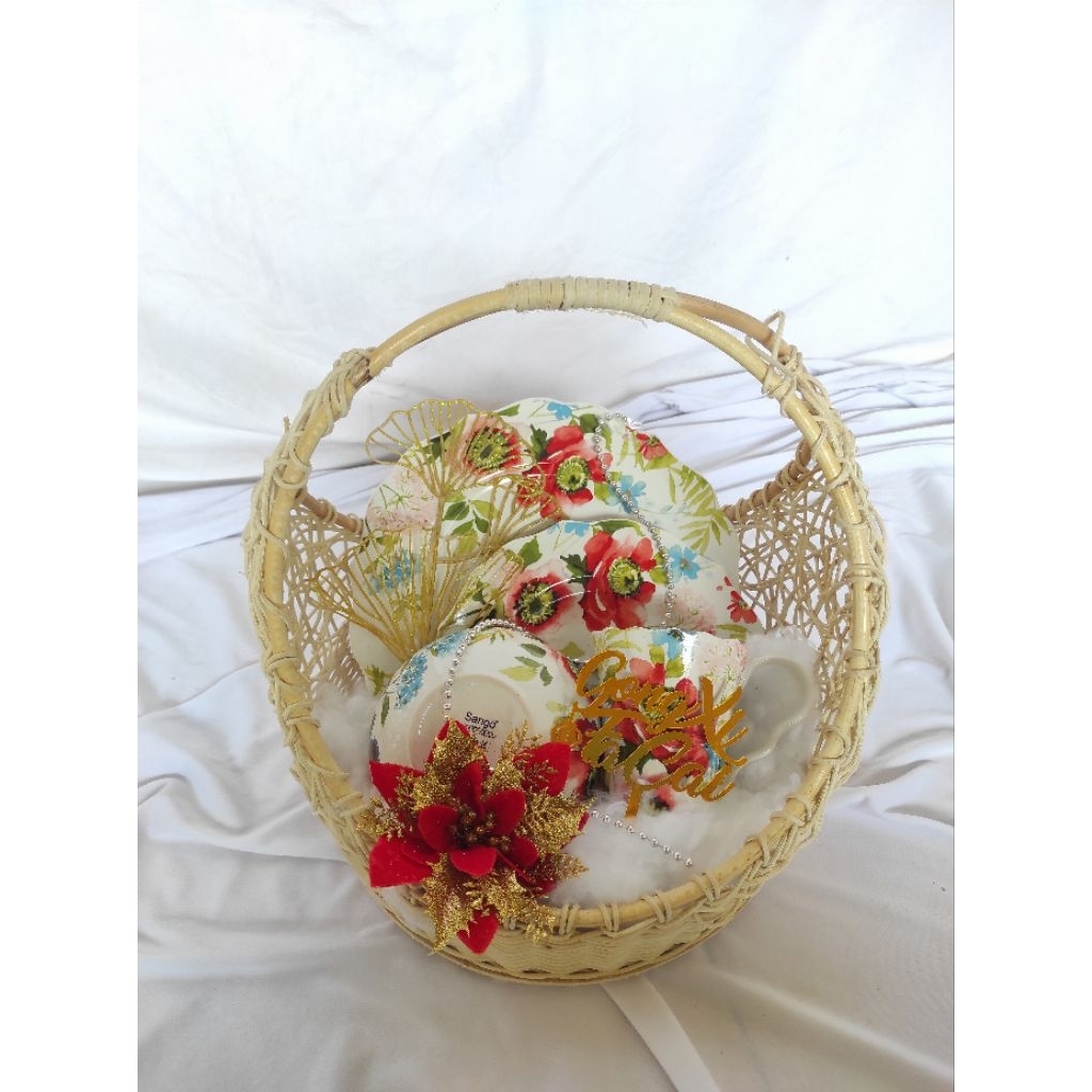 SET HAMPERS PIRING KERAMIK | PIRING CANTIK | SET HAMPERS NIKAHAN | SET HAMPERS ULTAH