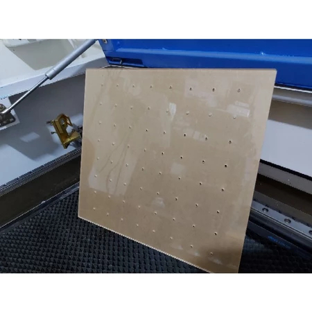 Sekat Akrilik Custom untuk Aquarium 60cm