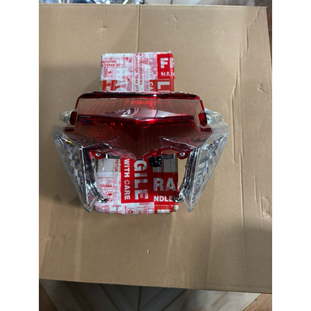 Stoplamp Lampu Rem Belakang Vario 125 old kzr original