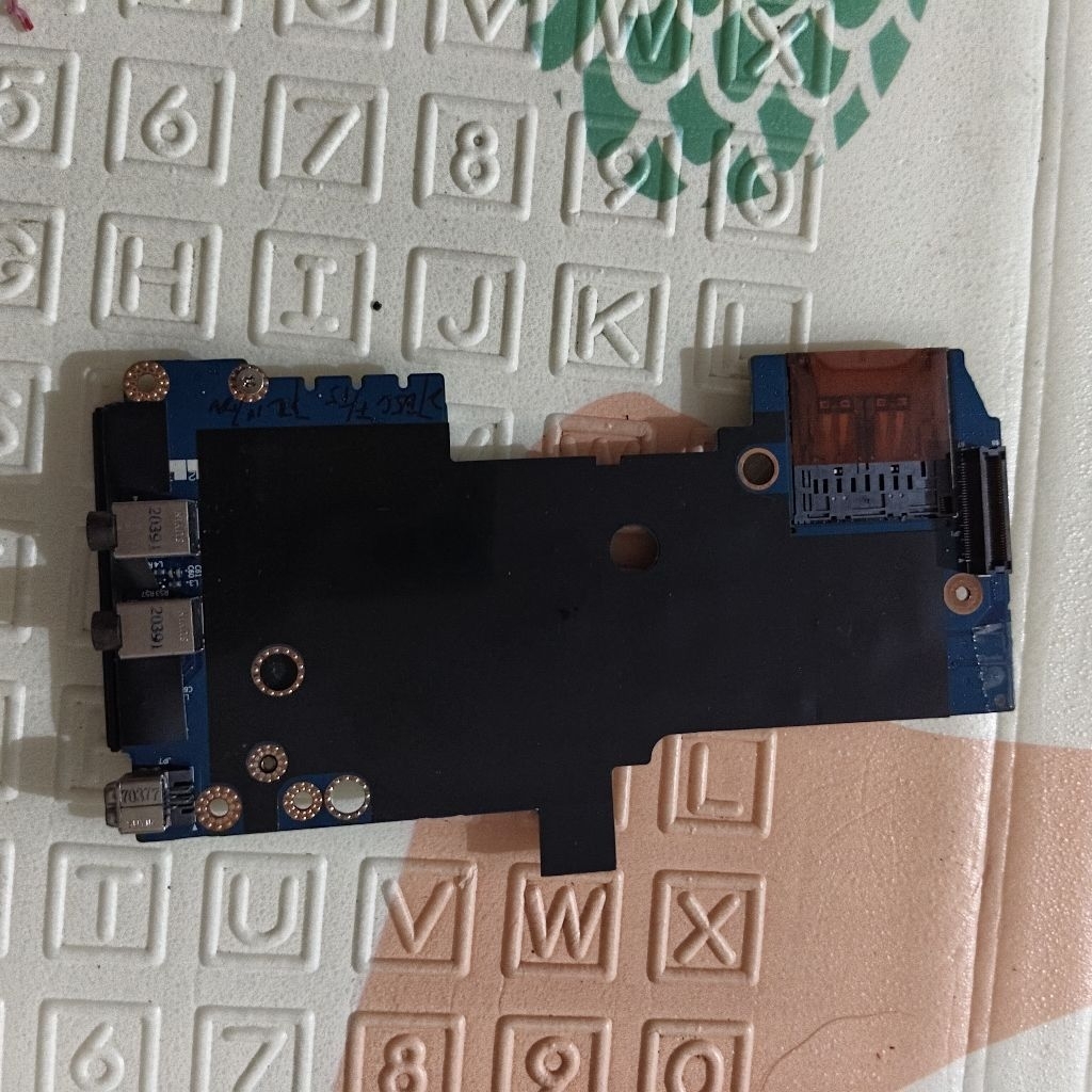 Port USB port usb laptop hp 8440P