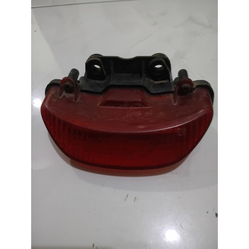 Stoplam bulan sabit grand, legenda KGD