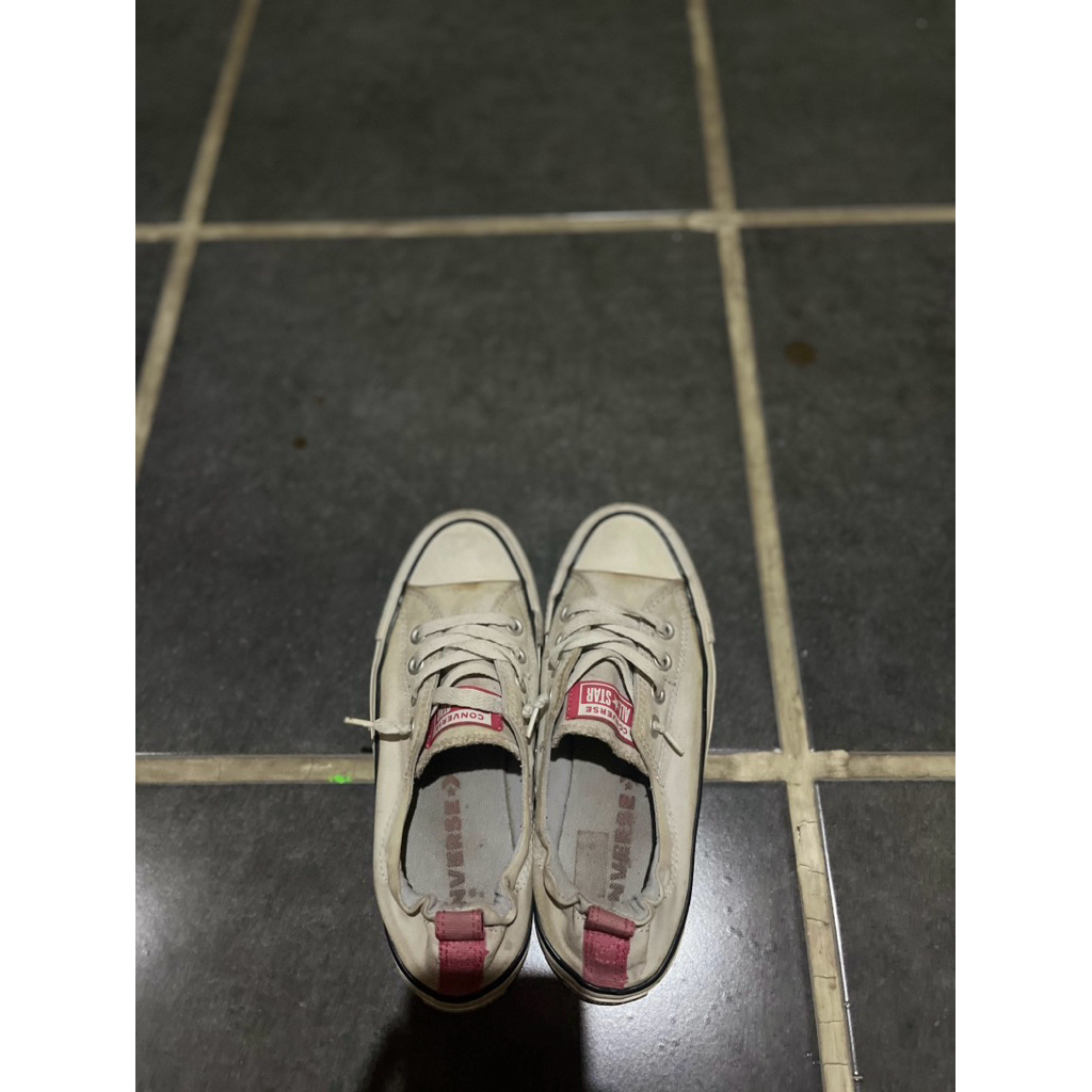 Preloved Sepatu Converse Shoreline