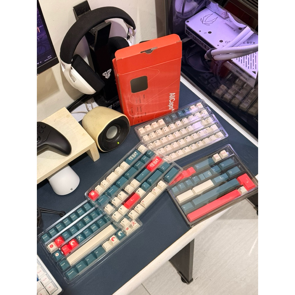 Keycaps Kaiju PBT Dyesub