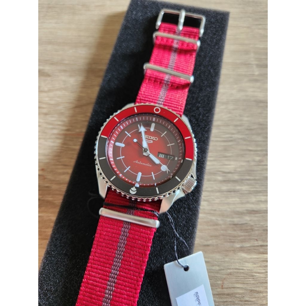 Jam Tangan Seiko 5 Sports SRPF67K1 SRPF67 Naruto X Boruto