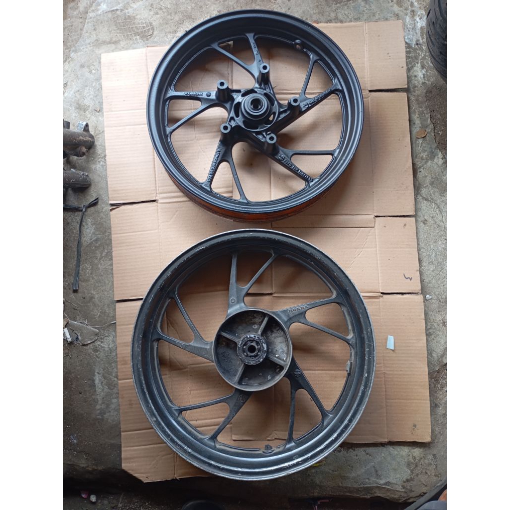 velg pelek CBR 150R LED Honda original copotan depan belakang