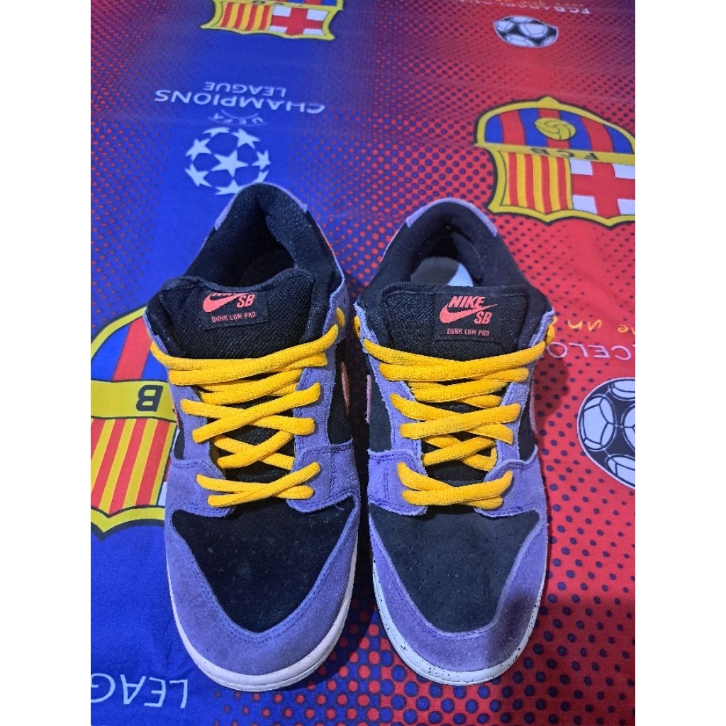 Nike SB Dunk Size 42.5/26.5 cm ori Vietnam