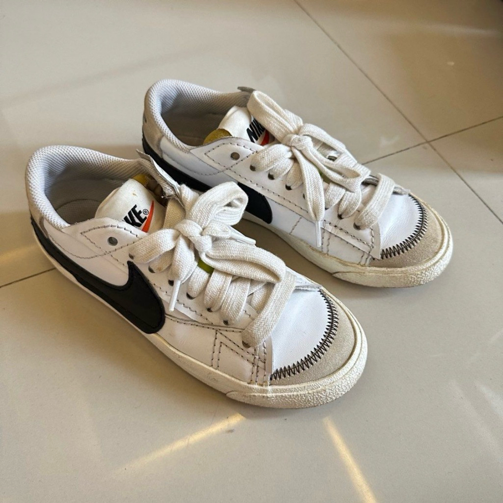 Sepatu Nike Low Blazer