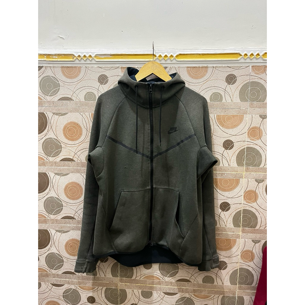 Nike Tech Fleece Green