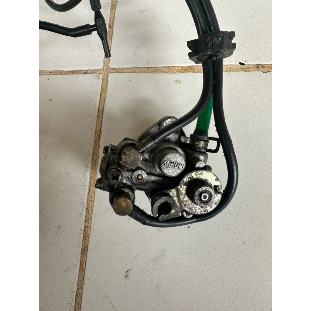 Pompa Oli samping Satria 2tak original cabutan komplit slang ori