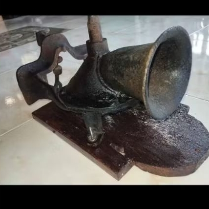 Gilingan Kopi antik no 4 Spong England display