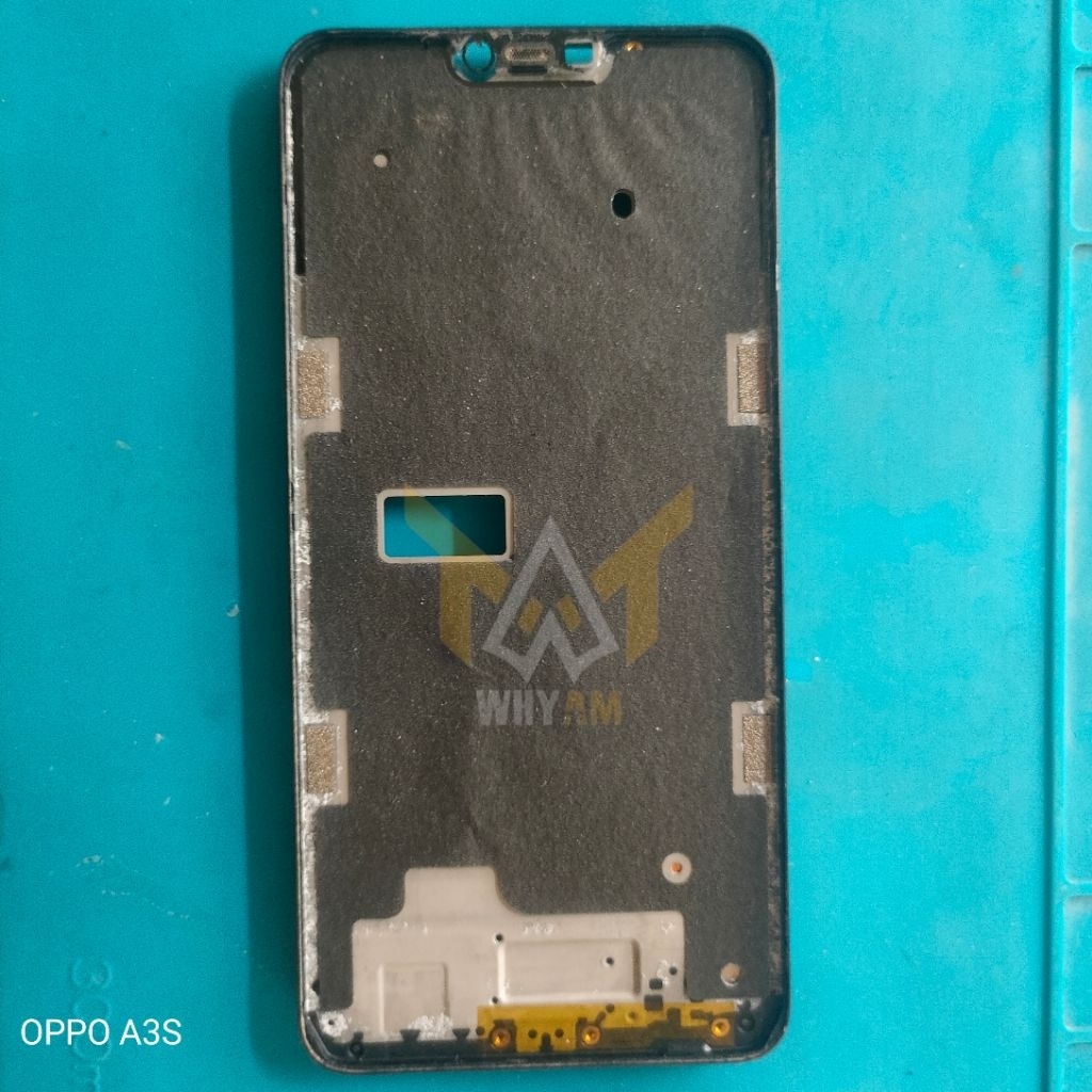FRAME LCD/TULANG BAZEL LCD OPPO A3S Original copotan/Asli