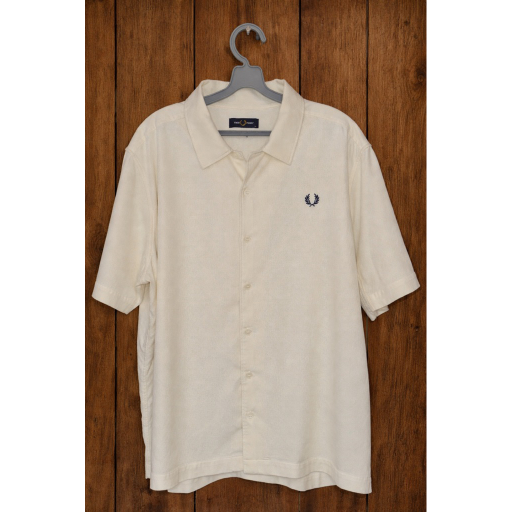 Preloved Kemeja Fred Perry size XL