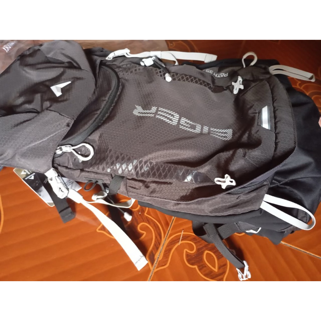Carrier Eiger Path 35L