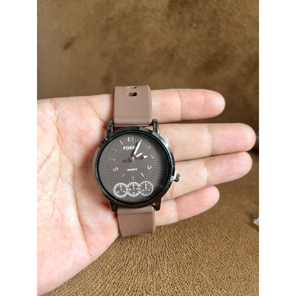 JAM TANGAN PRIA RUBBER POLOS ANALOG