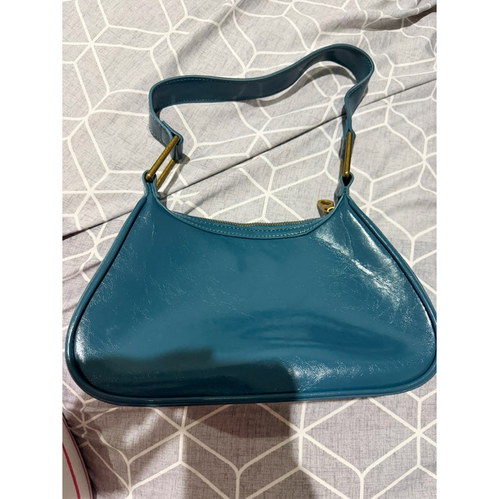 Tas Shoulder Wanita Stradivarius (Preloved)
