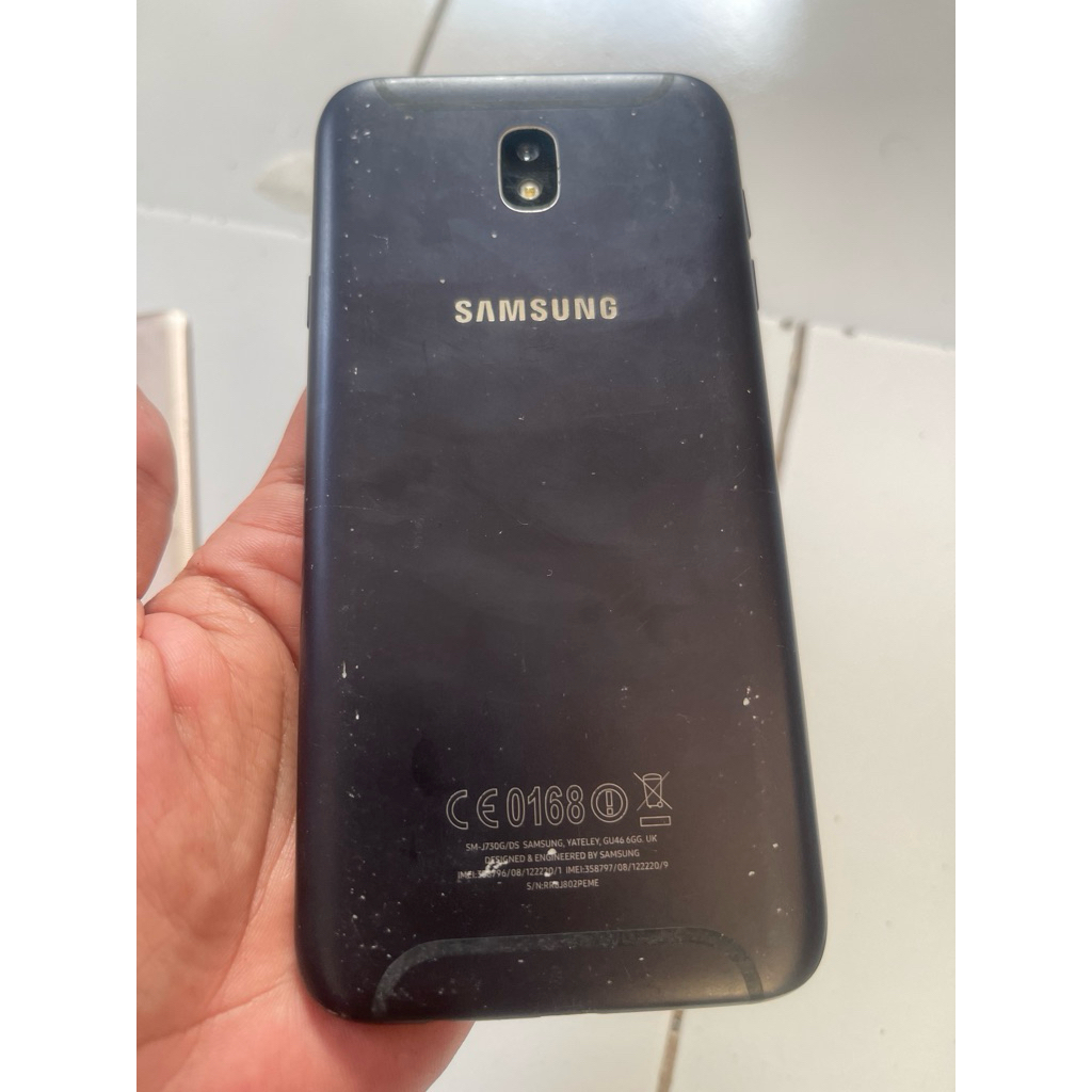 samsung j7 pro minus