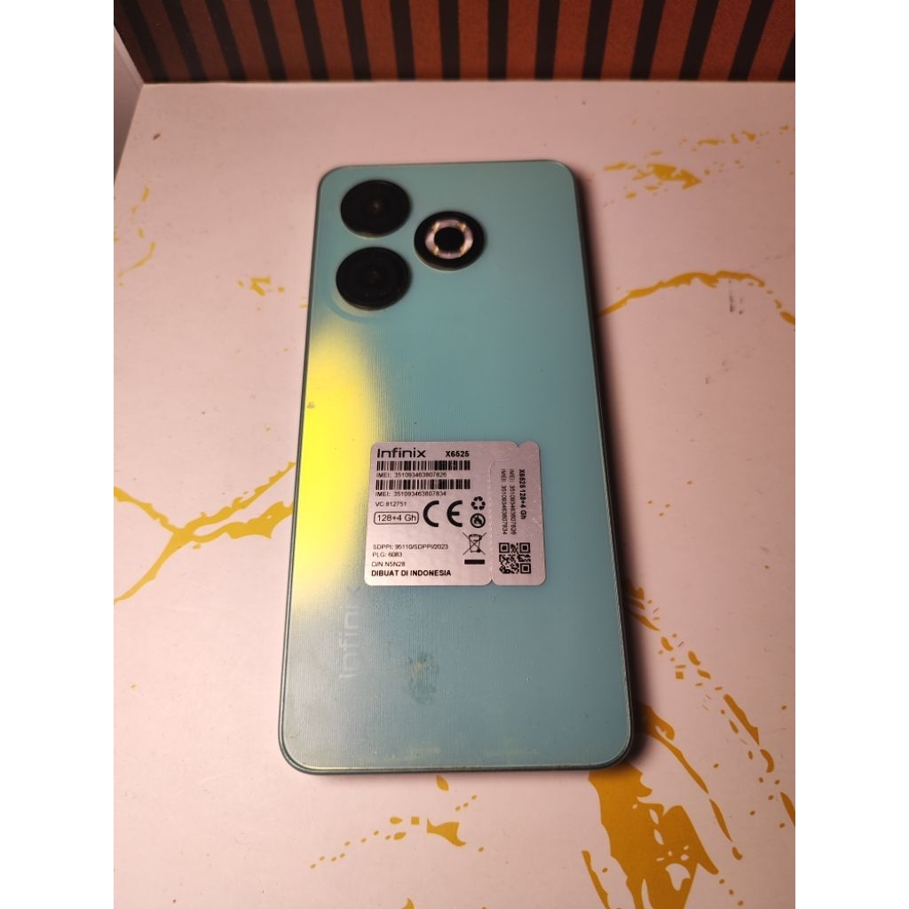 infinix smart 8 4/128 second