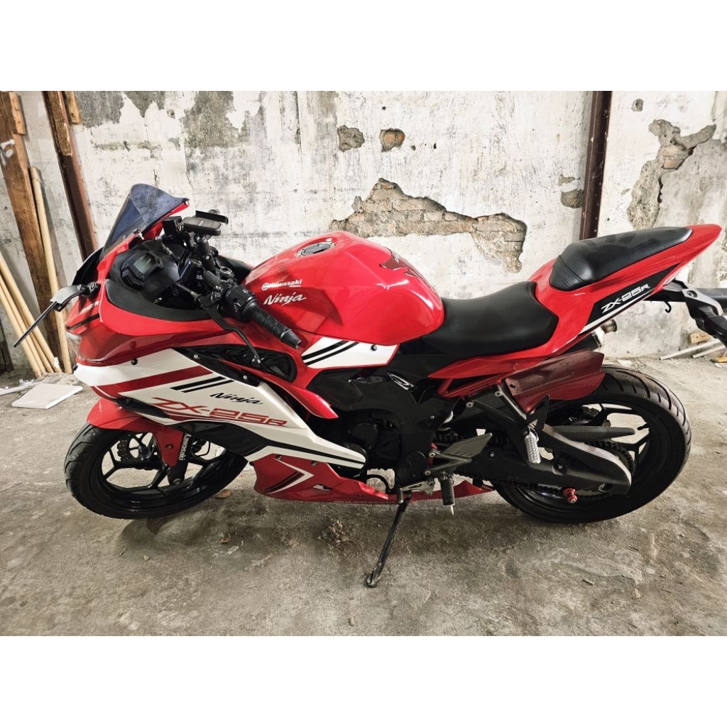 KAWASAKI NINJA 250SL 2019 MULUS 95%