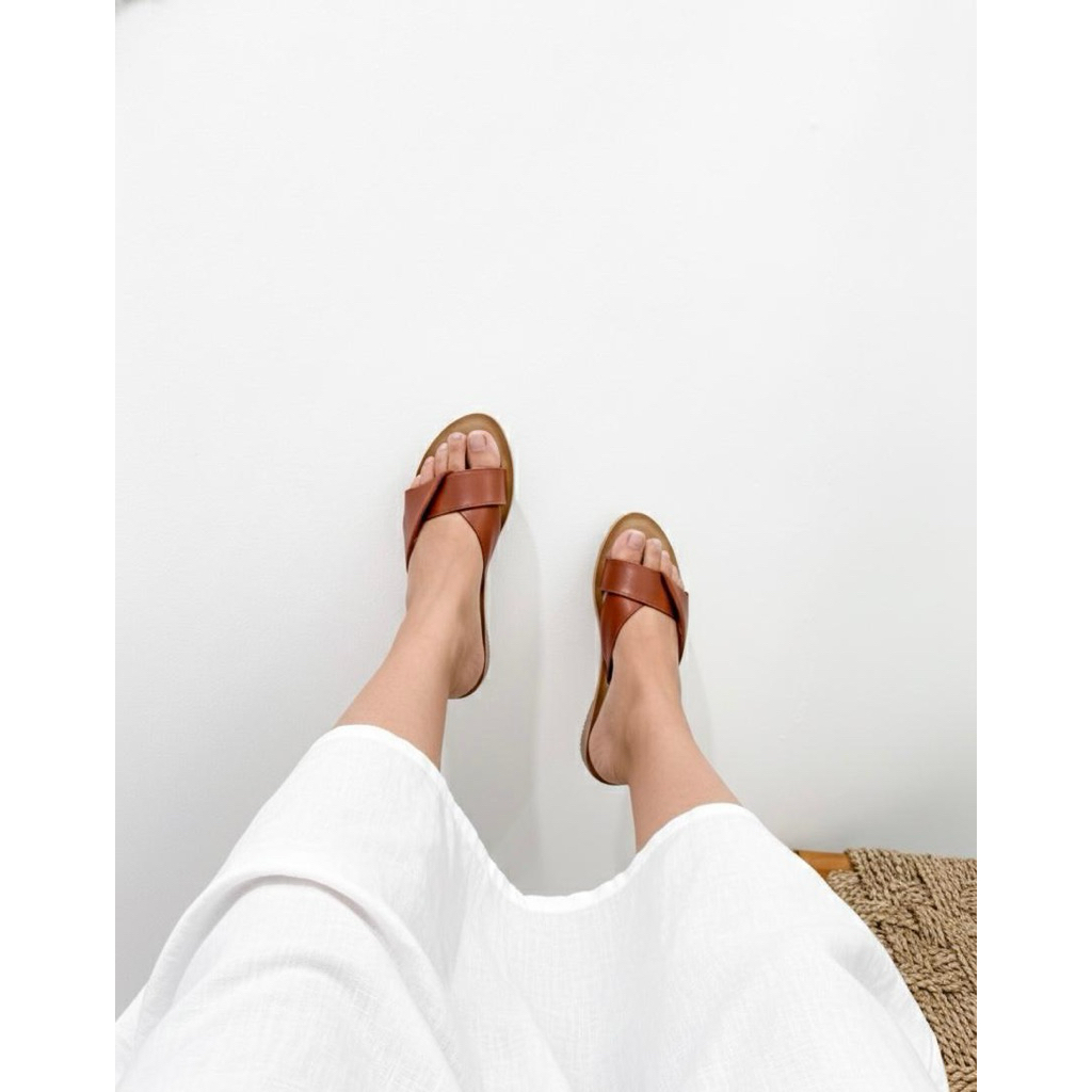 sandal kulit bhonkshors