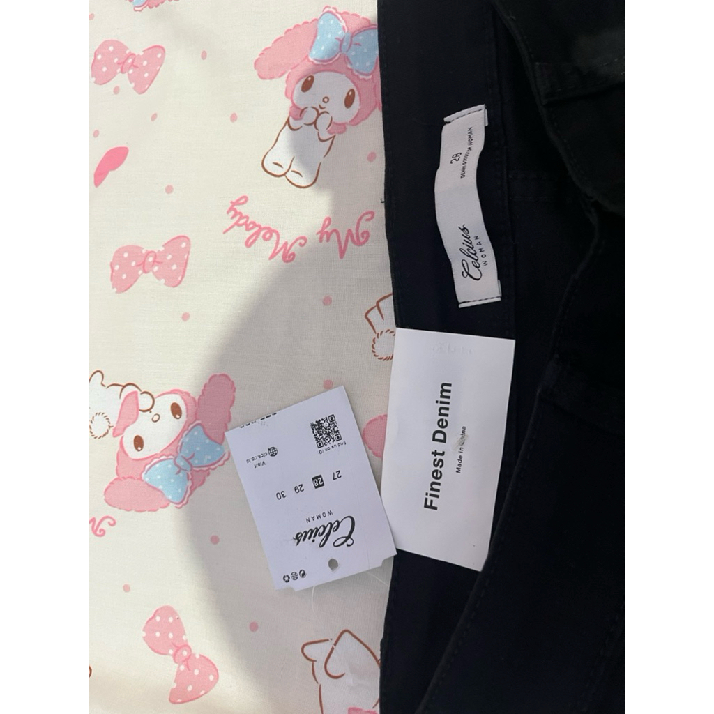 Preloved Celana Celcius Woman