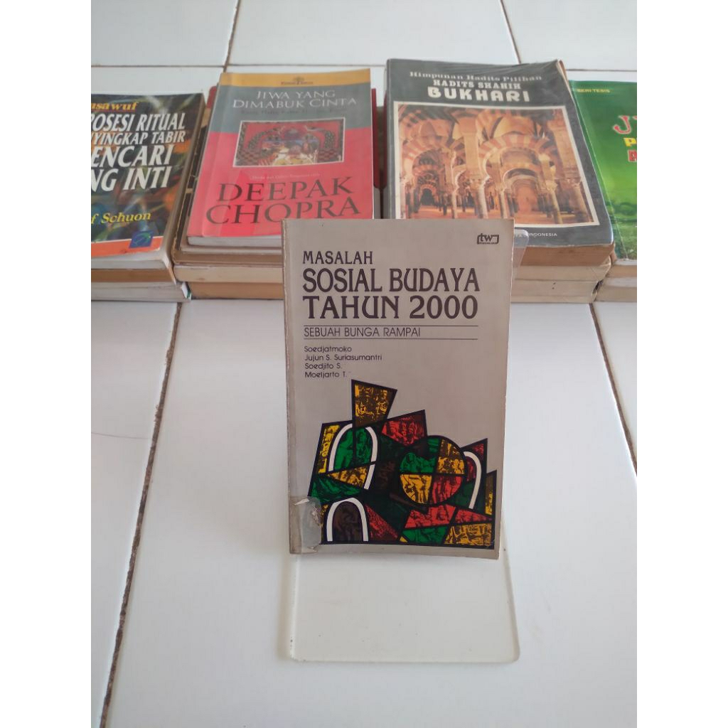 soedjatmoko masalah sosial budaya tahun 2000